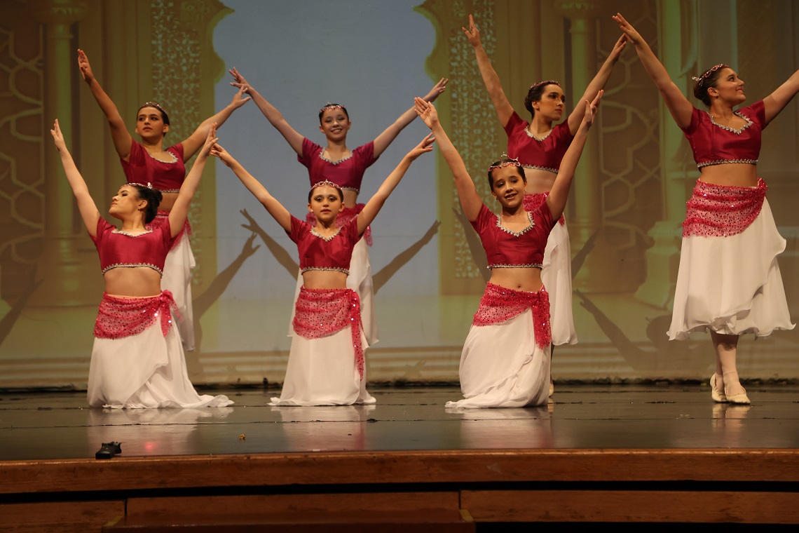 Ballet Juvenil 2º, 3º e 4º ano Perto de Mim